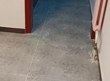 鹤庆瓷砖空鼓维修公司分享下鹤庆地砖空鼓了怎么办